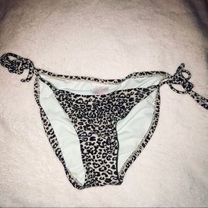 Cheetah print bottoms